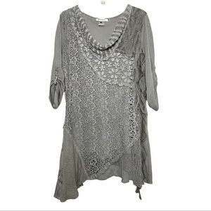 Feratelli Crochet Lace Tunic Top M Draped Neck Asymmetrical Hem Artsy Boho Chic‎